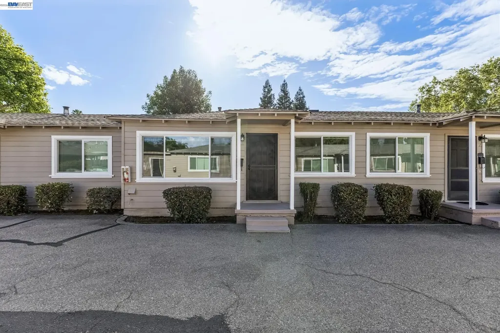 187 Old Bernal Avenue Pleasanton CA 94566