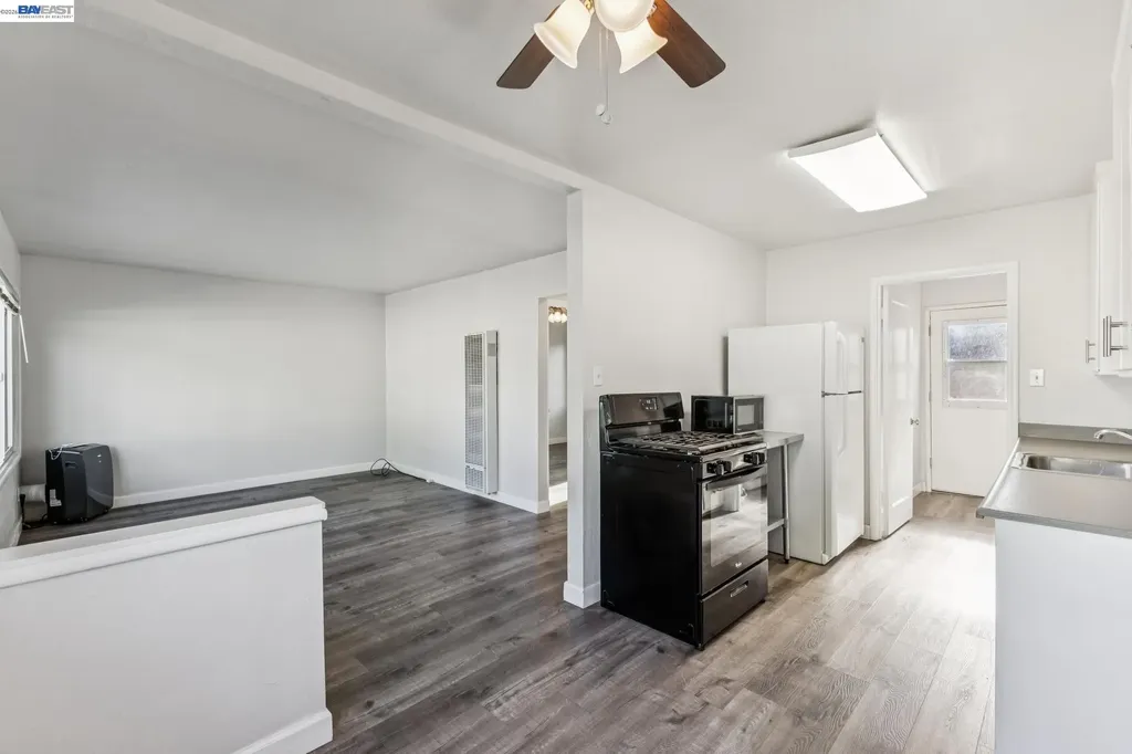 187 Old Bernal Avenue Pleasanton CA 94566