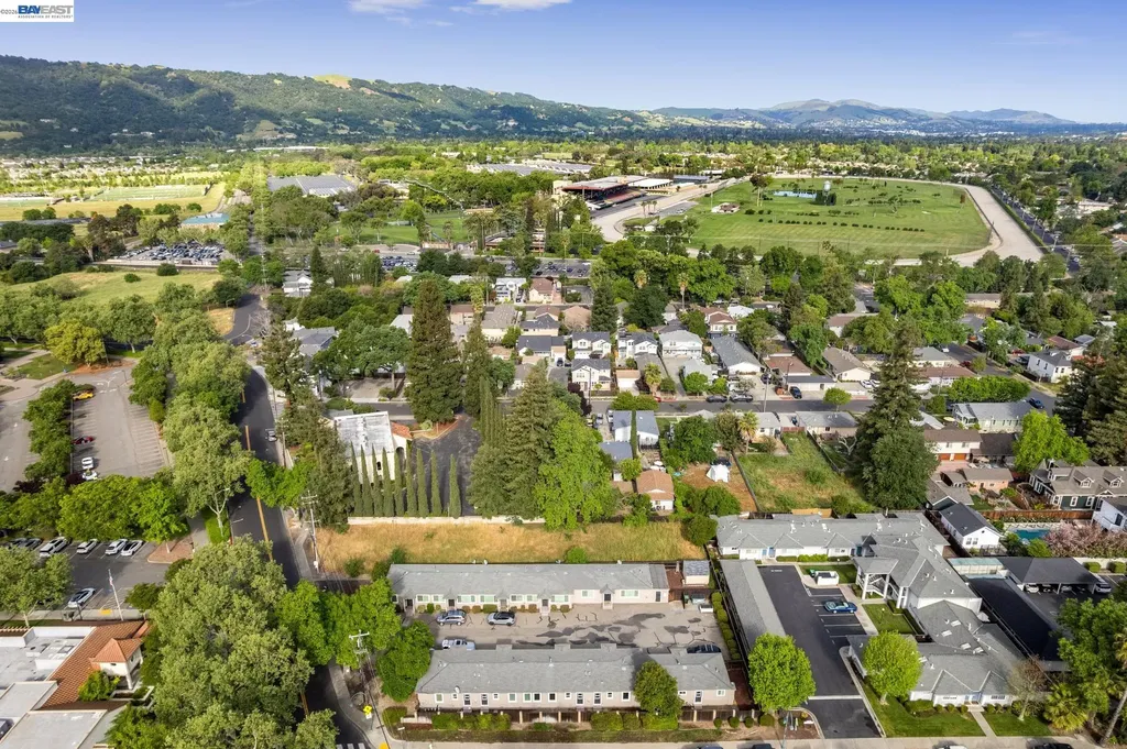 187 Old Bernal Avenue Pleasanton CA 94566