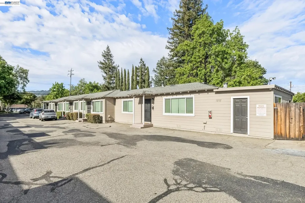 187 Old Bernal Avenue Pleasanton CA 94566
