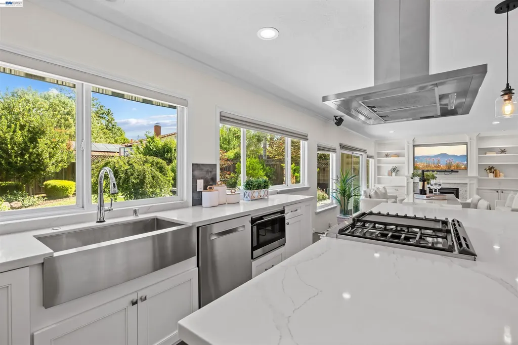 4767 Del Valle Parkway Pleasanton CA 94566