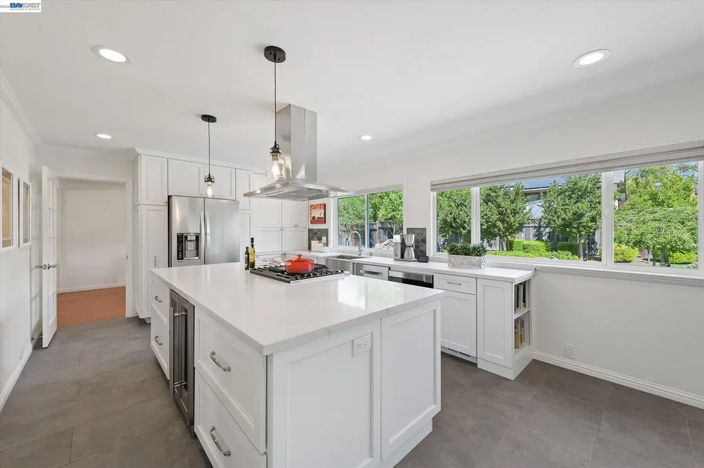 4767 Del Valle Parkway Pleasanton CA 94566