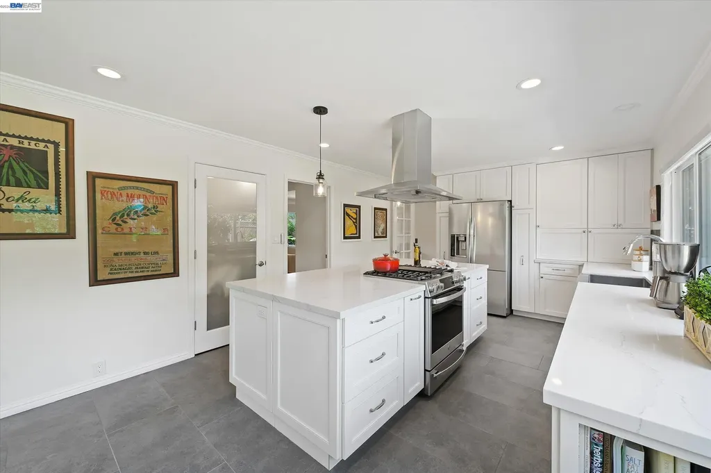 4767 Del Valle Parkway Pleasanton CA 94566