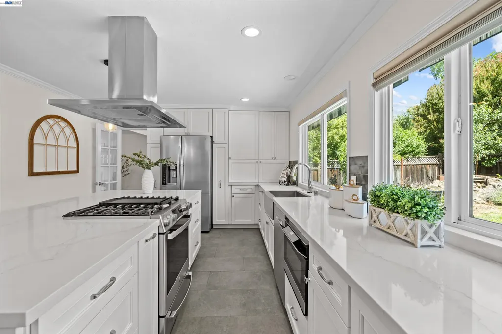 4767 Del Valle Parkway Pleasanton CA 94566