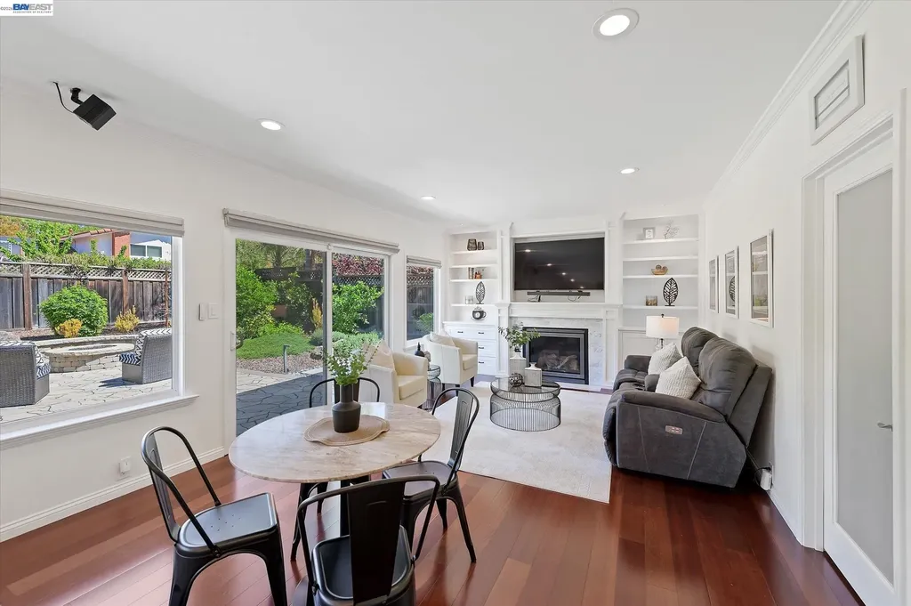 4767 Del Valle Parkway Pleasanton CA 94566