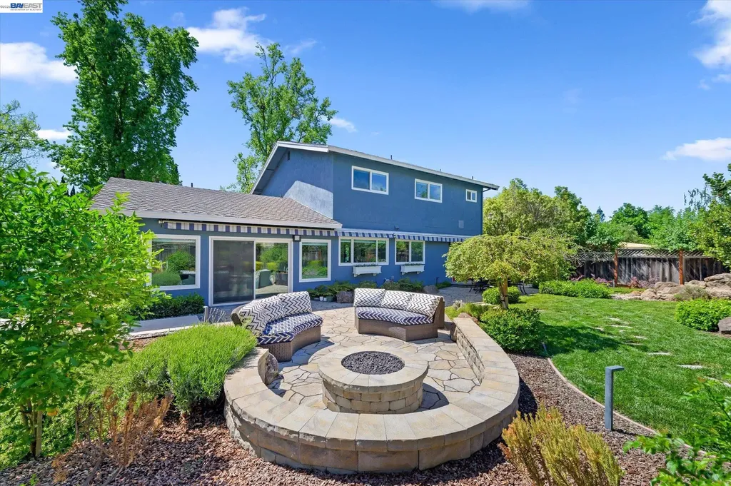 4767 Del Valle Parkway Pleasanton CA 94566