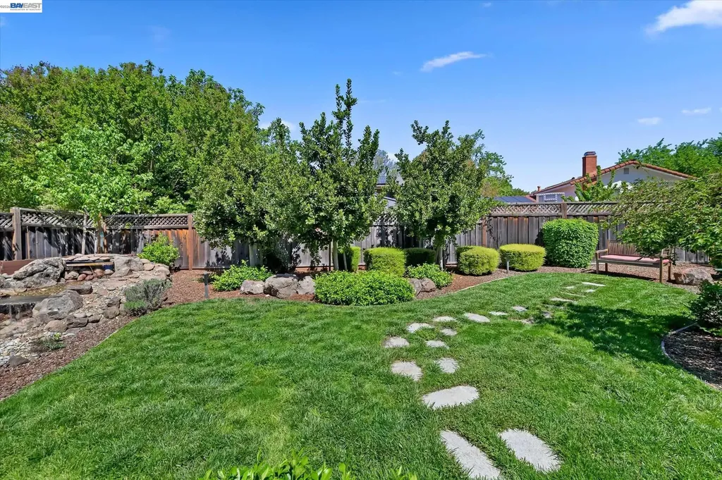 4767 Del Valle Parkway Pleasanton CA 94566