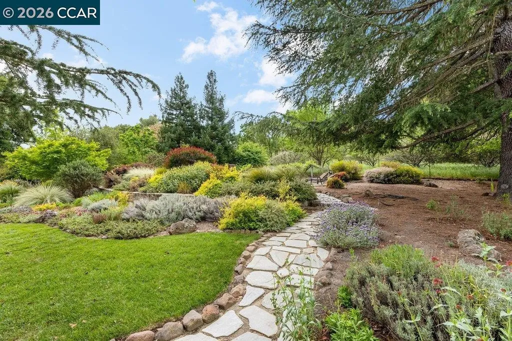 26 Rio Del Court Danville CA 94526