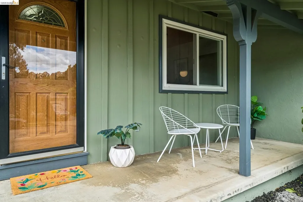 4851 Scotia Avenue Oakland CA 94605