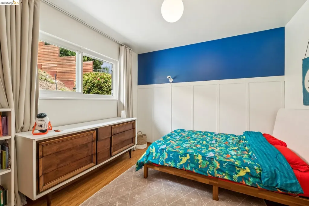4851 Scotia Avenue Oakland CA 94605