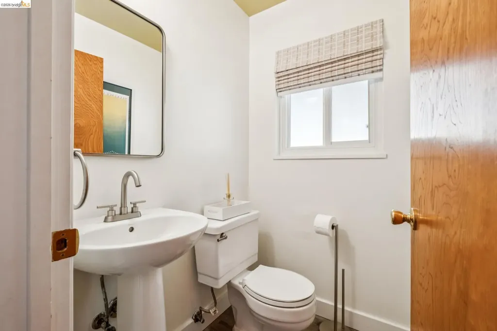 4851 Scotia Avenue Oakland CA 94605