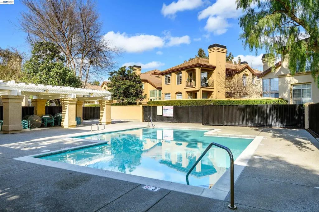 7633 Tuscany Drive Dublin CA 94568