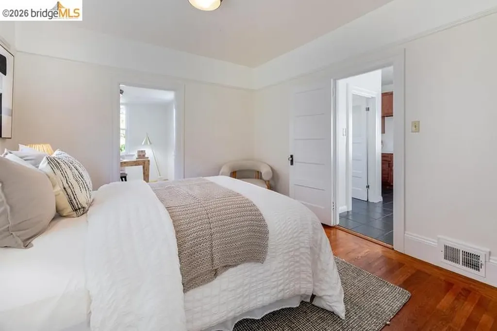 852 46th Street Oakland CA 94608
