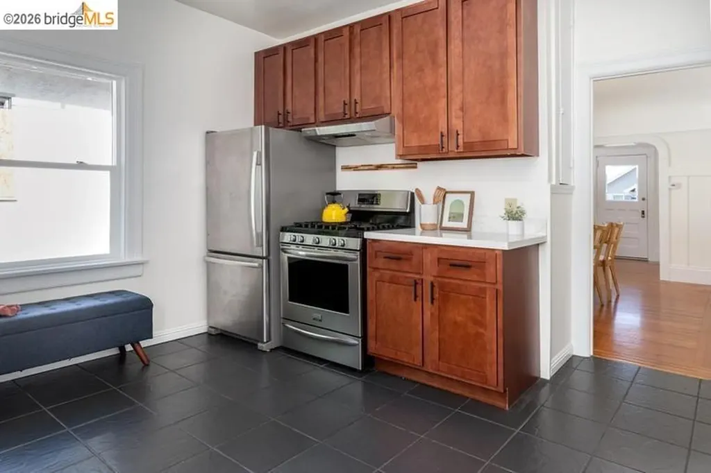 852 46th Street Oakland CA 94608