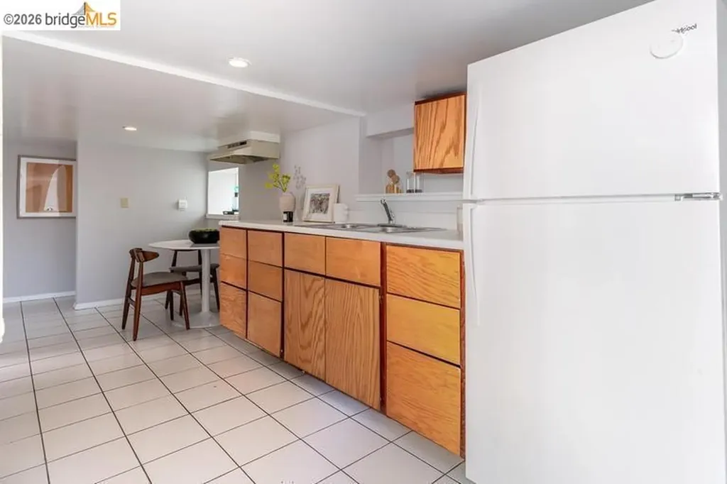 852 46th Street Oakland CA 94608