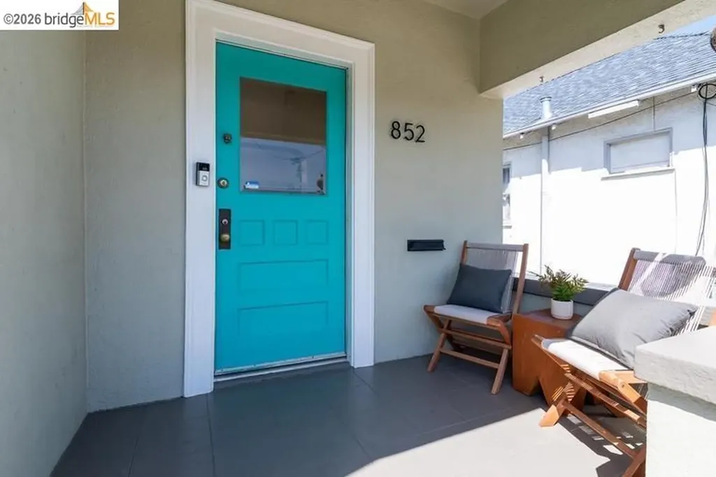 852 46th Street Oakland CA 94608