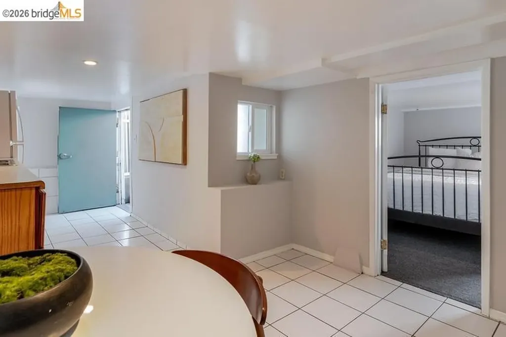 852 46th Street Oakland CA 94608
