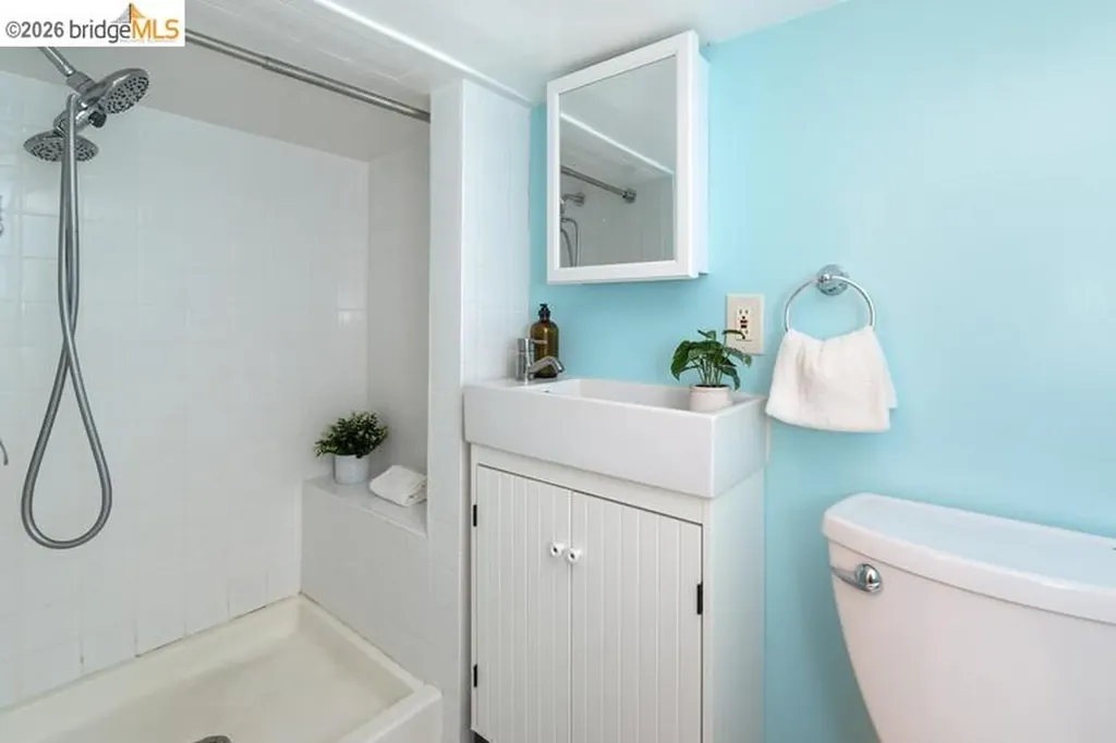 852 46th Street Oakland CA 94608