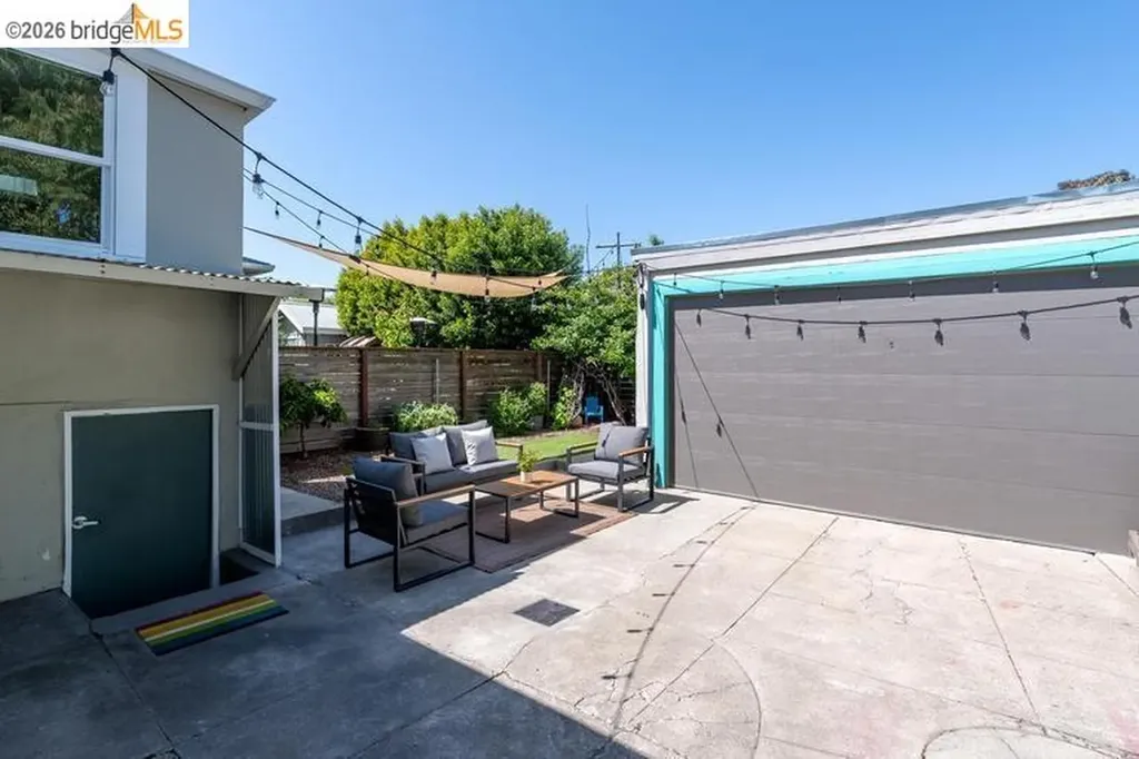 852 46th Street Oakland CA 94608