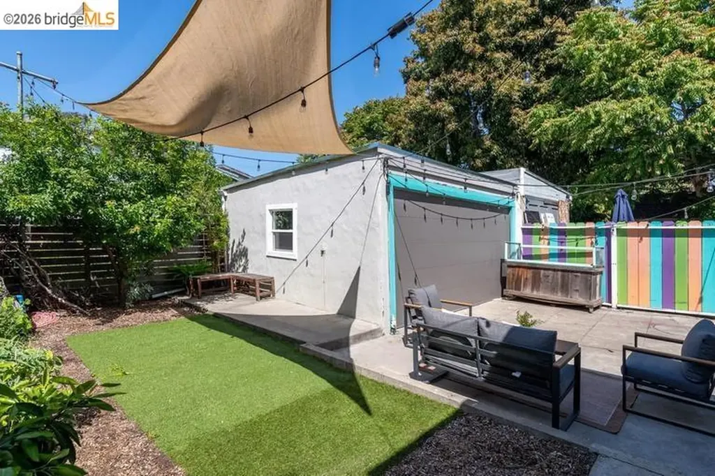 852 46th Street Oakland CA 94608