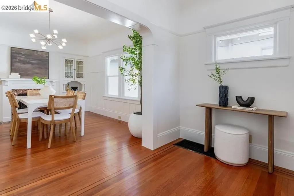 852 46th Street Oakland CA 94608
