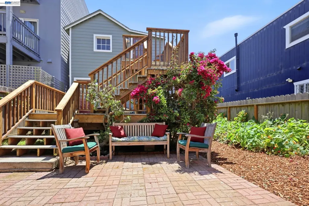 30 Niantic Avenue San Francisco CA 94132