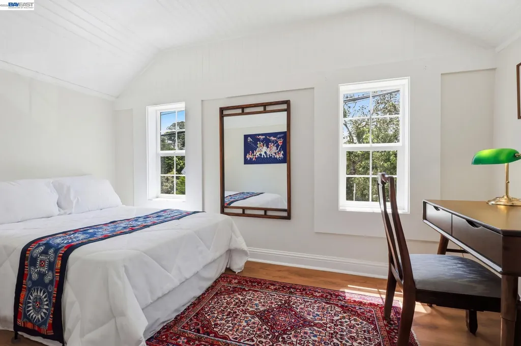 30 Niantic Avenue San Francisco CA 94132