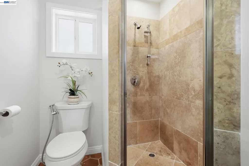 30 Niantic Avenue San Francisco CA 94132
