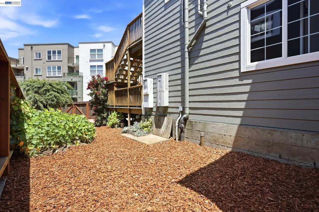 30 Niantic Avenue San Francisco CA 94132