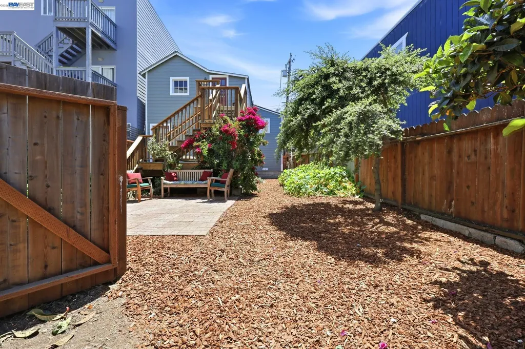 30 Niantic Avenue San Francisco CA 94132