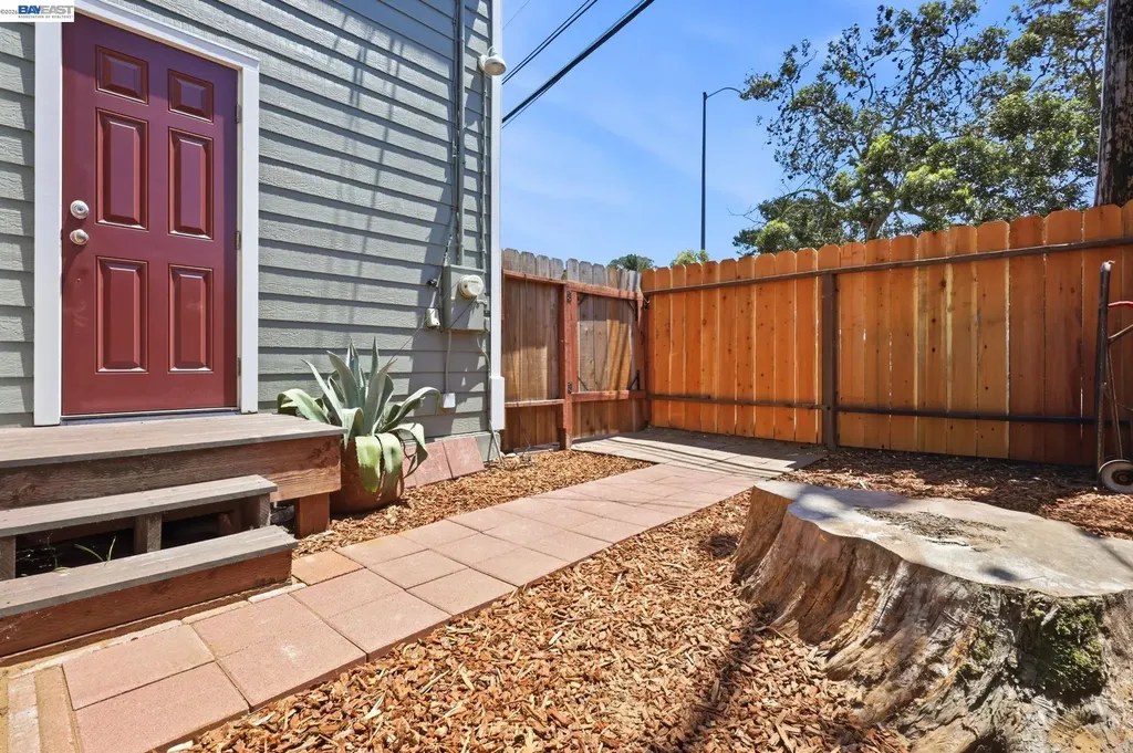 30 Niantic Avenue San Francisco CA 94132