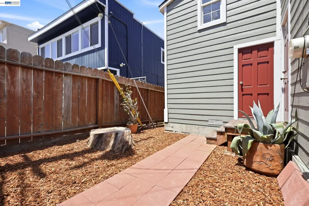 30 Niantic Avenue San Francisco CA 94132