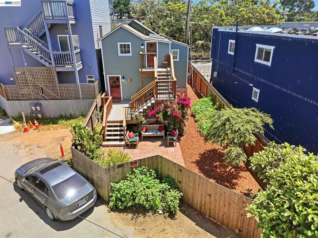 30 Niantic Avenue San Francisco CA 94132