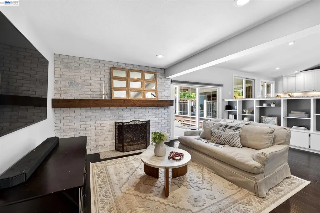 1434 Ridgewood Road Pleasanton CA 94566