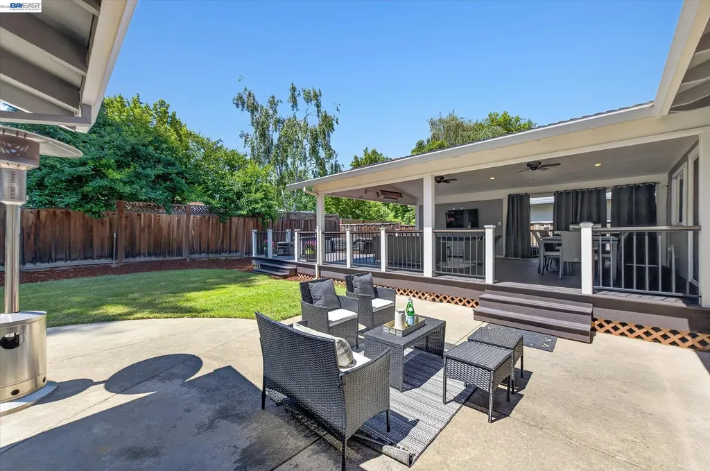 1434 Ridgewood Road Pleasanton CA 94566