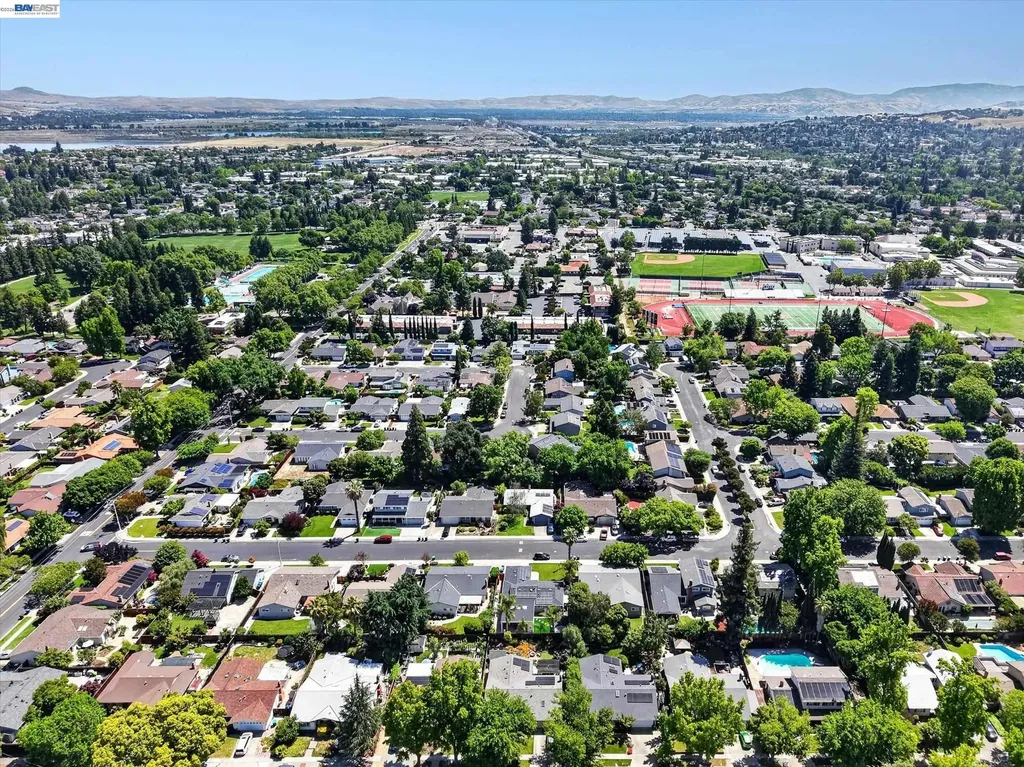 1434 Ridgewood Road Pleasanton CA 94566