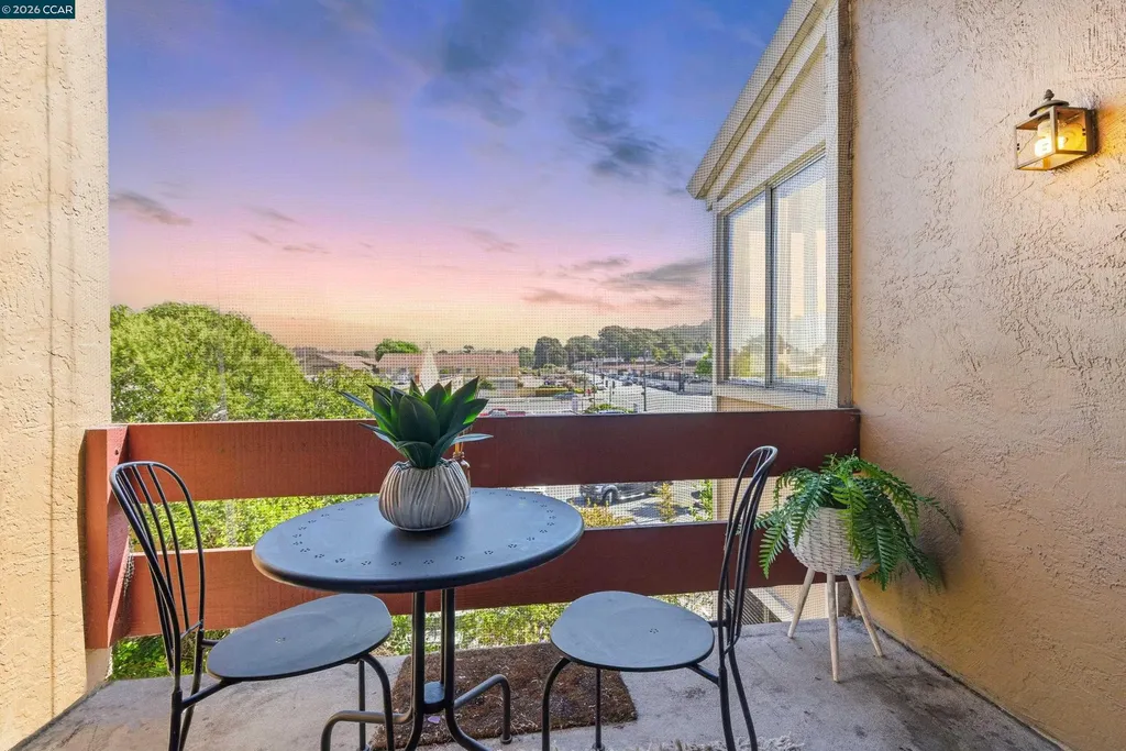 2121 Vale Road San Pablo CA 94806