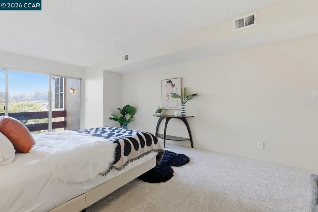 2121 Vale Road San Pablo CA 94806