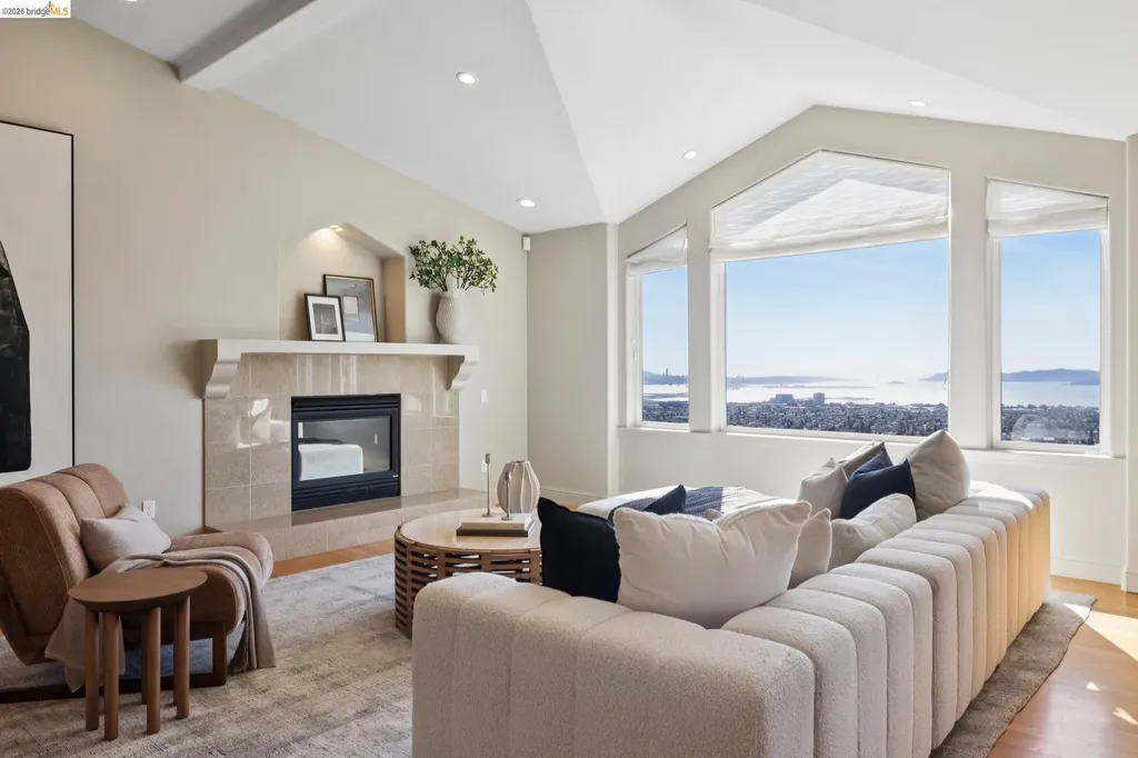 1426 Grand View Drive Berkeley CA 94705