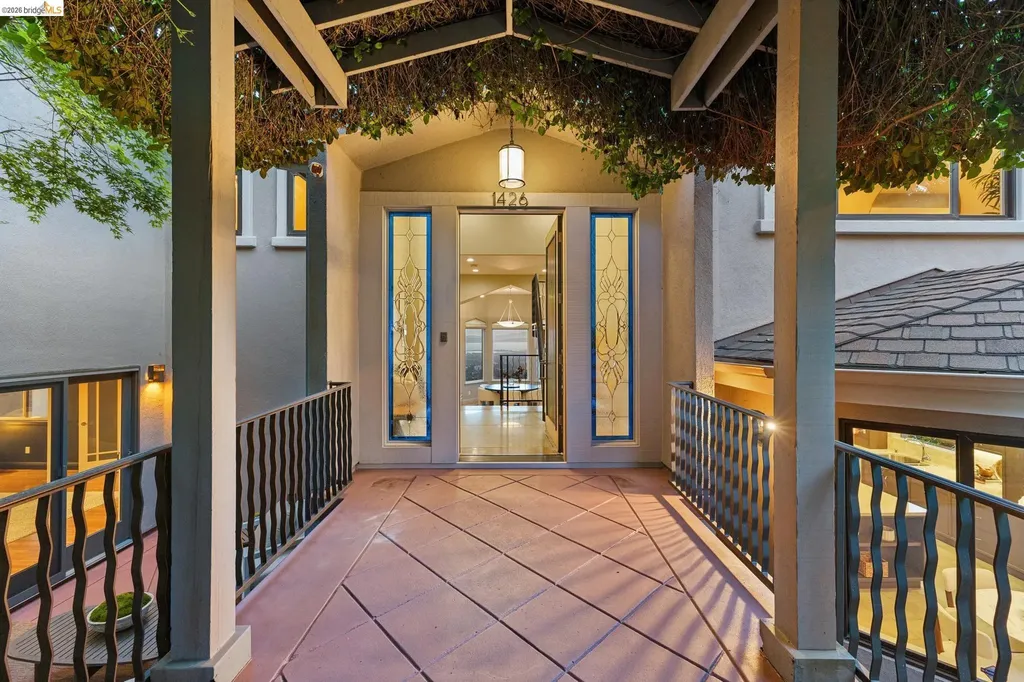 1426 Grand View Drive Berkeley CA 94705