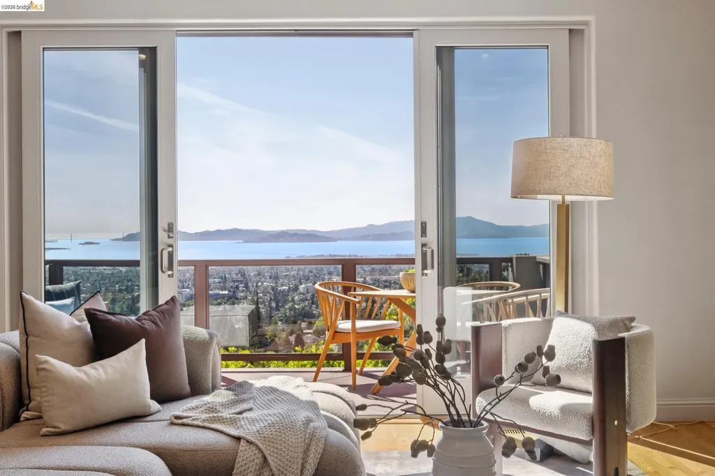 1426 Grand View Drive Berkeley CA 94705