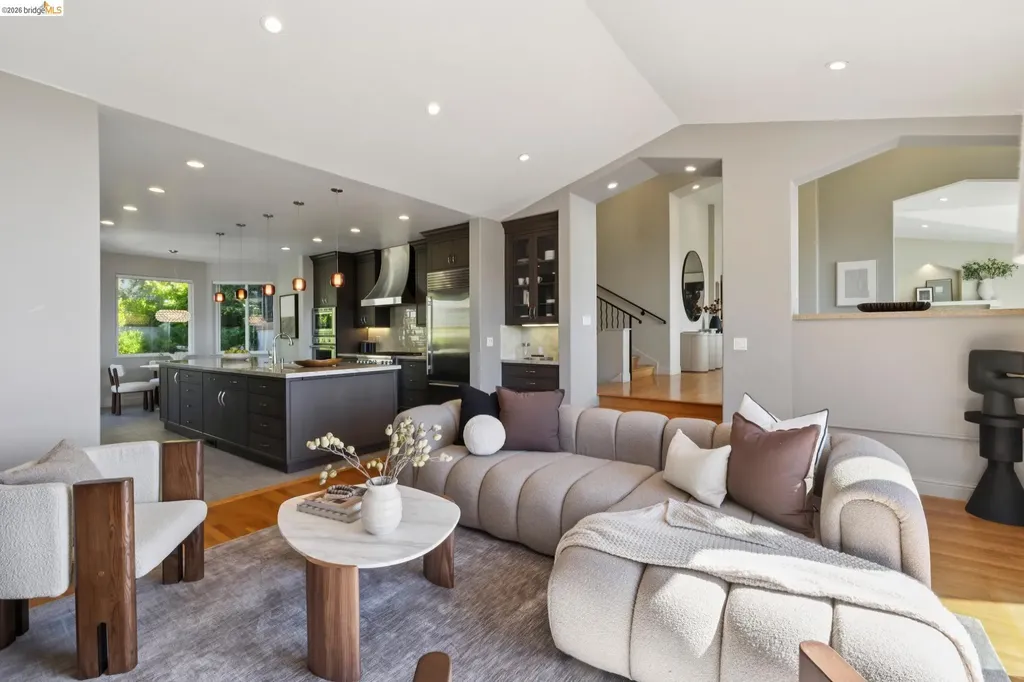 1426 Grand View Drive Berkeley CA 94705