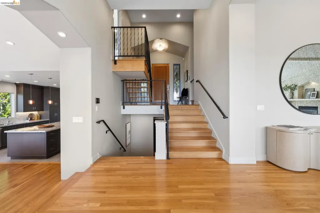 1426 Grand View Drive Berkeley CA 94705