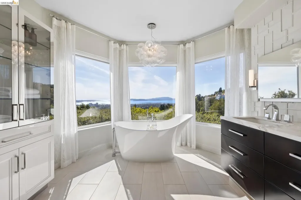 1426 Grand View Drive Berkeley CA 94705
