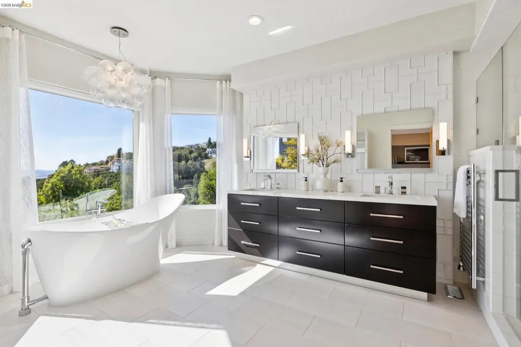 1426 Grand View Drive Berkeley CA 94705