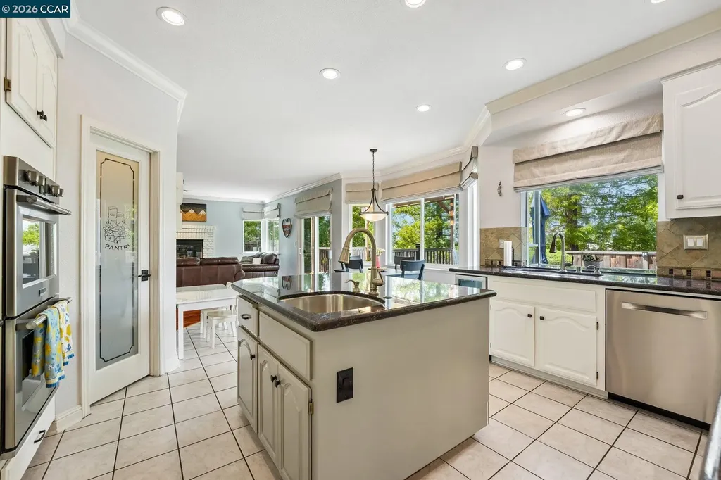 459 Obsidian Way Clayton CA 94517