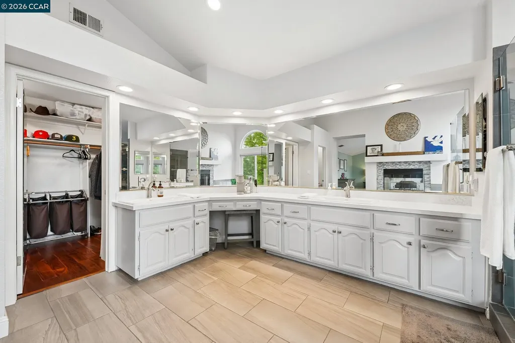 459 Obsidian Way Clayton CA 94517