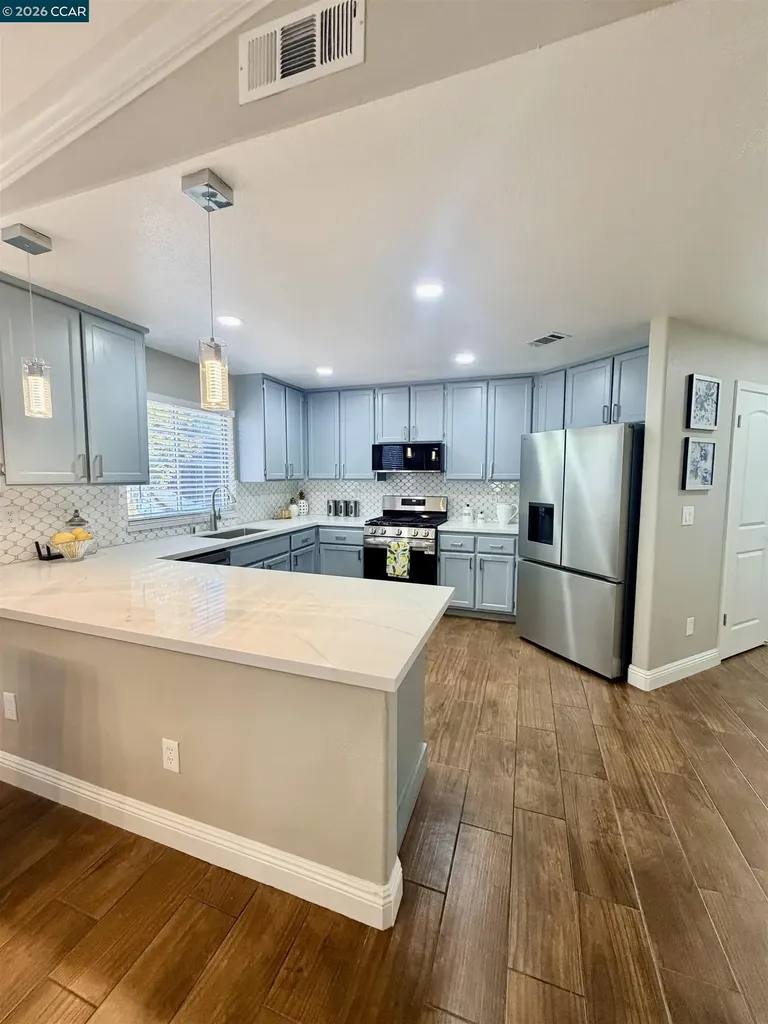 2163 Garnet Circle Vallejo CA 94591