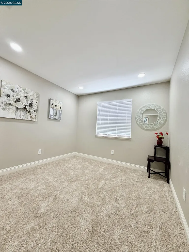 2163 Garnet Circle Vallejo CA 94591