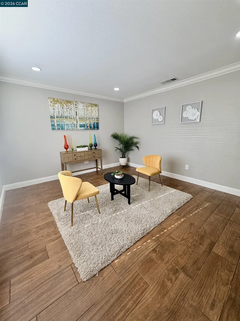 2163 Garnet Circle Vallejo CA 94591